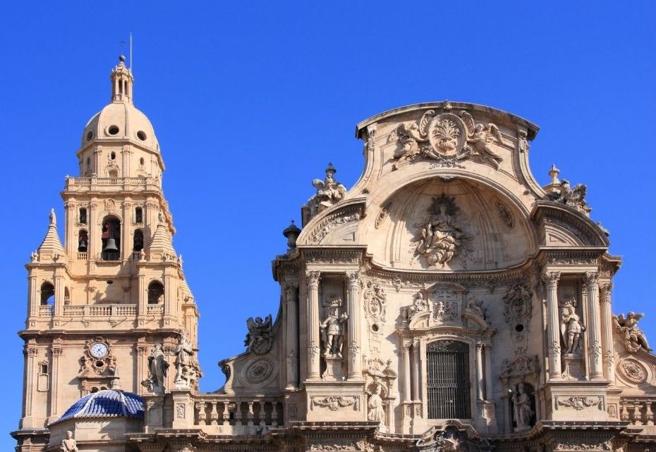 la Catedral de Santa María, la joya de la corona de la ciudad de Murcia