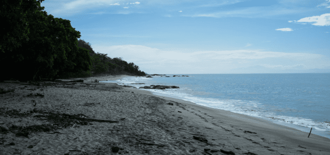La playa de Montezuma es una visita casi obligada en tu tour por Costa Rica