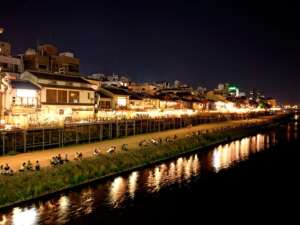 PONTOCHO ENTRE LOS IMPRESCINDIBLES DE KYOTO