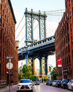 MANHATTAN BRIDGE DESDE EL BARRIO MÁS CHIC