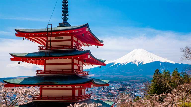 Santuario Arakura Sengen en Fuji, Japón